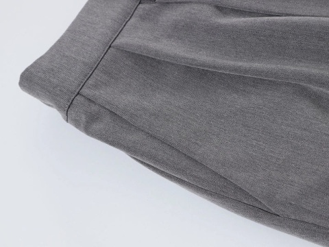 BAGGY PLEATED PANTS - GRAY